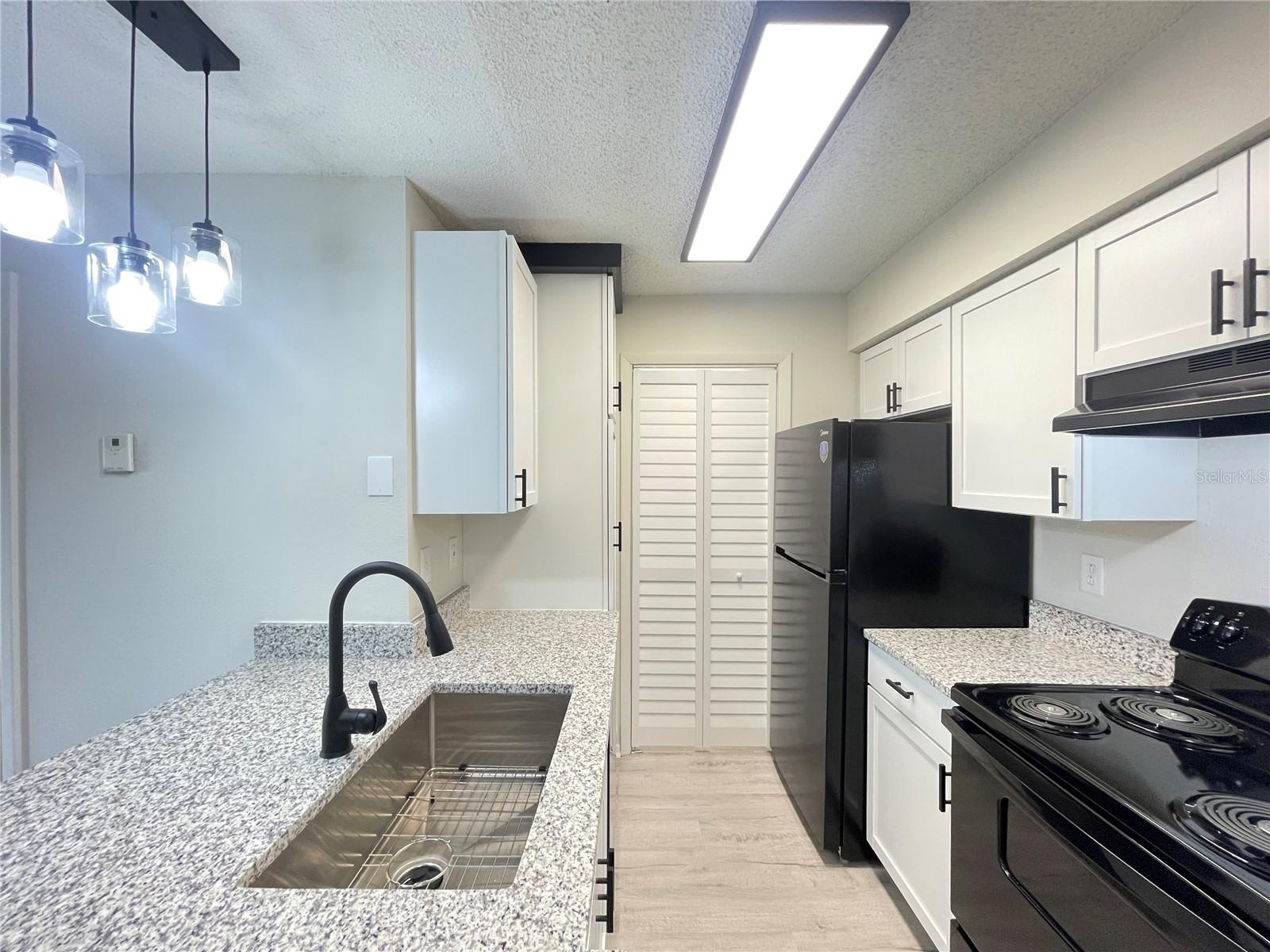 Image 18 of 43 For 241 Afton Square 203