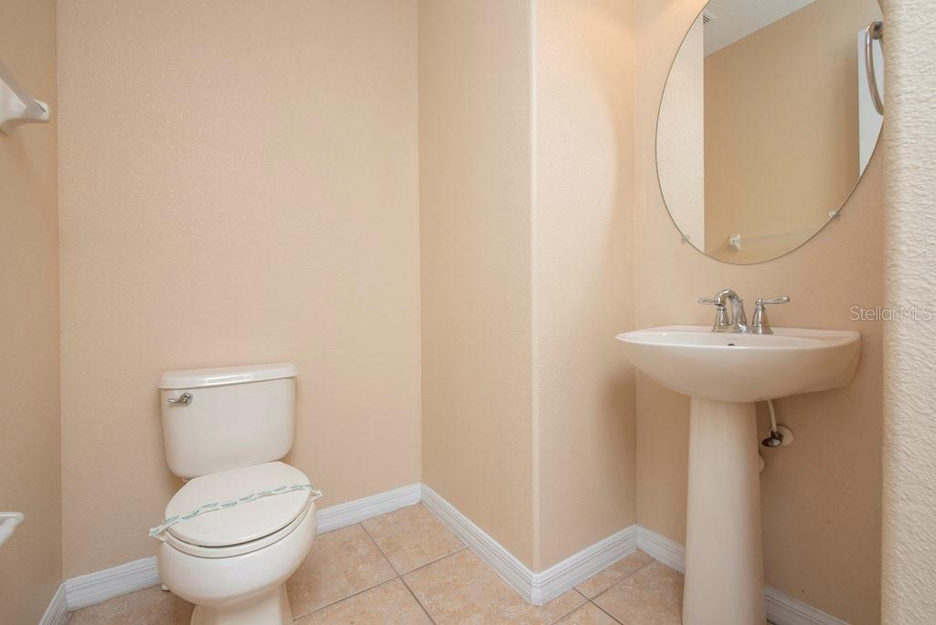 Image 17 of 35 For 9460 Tawnyberry Street