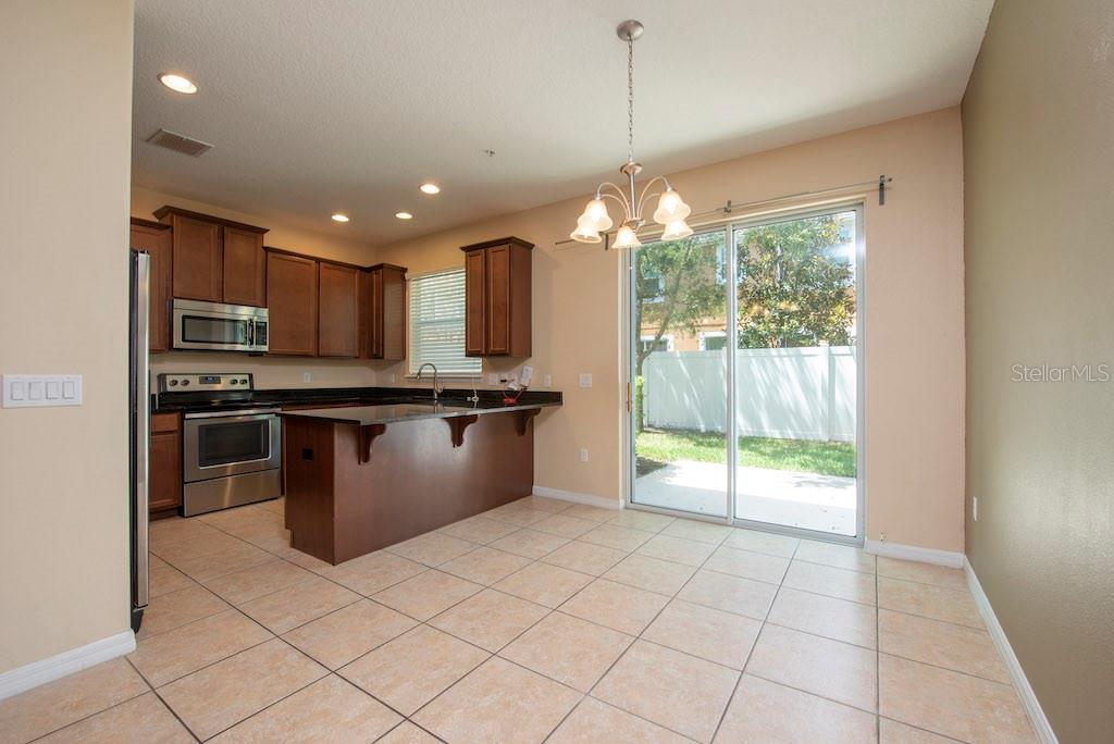 Image 4 of 35 For 9460 Tawnyberry Street