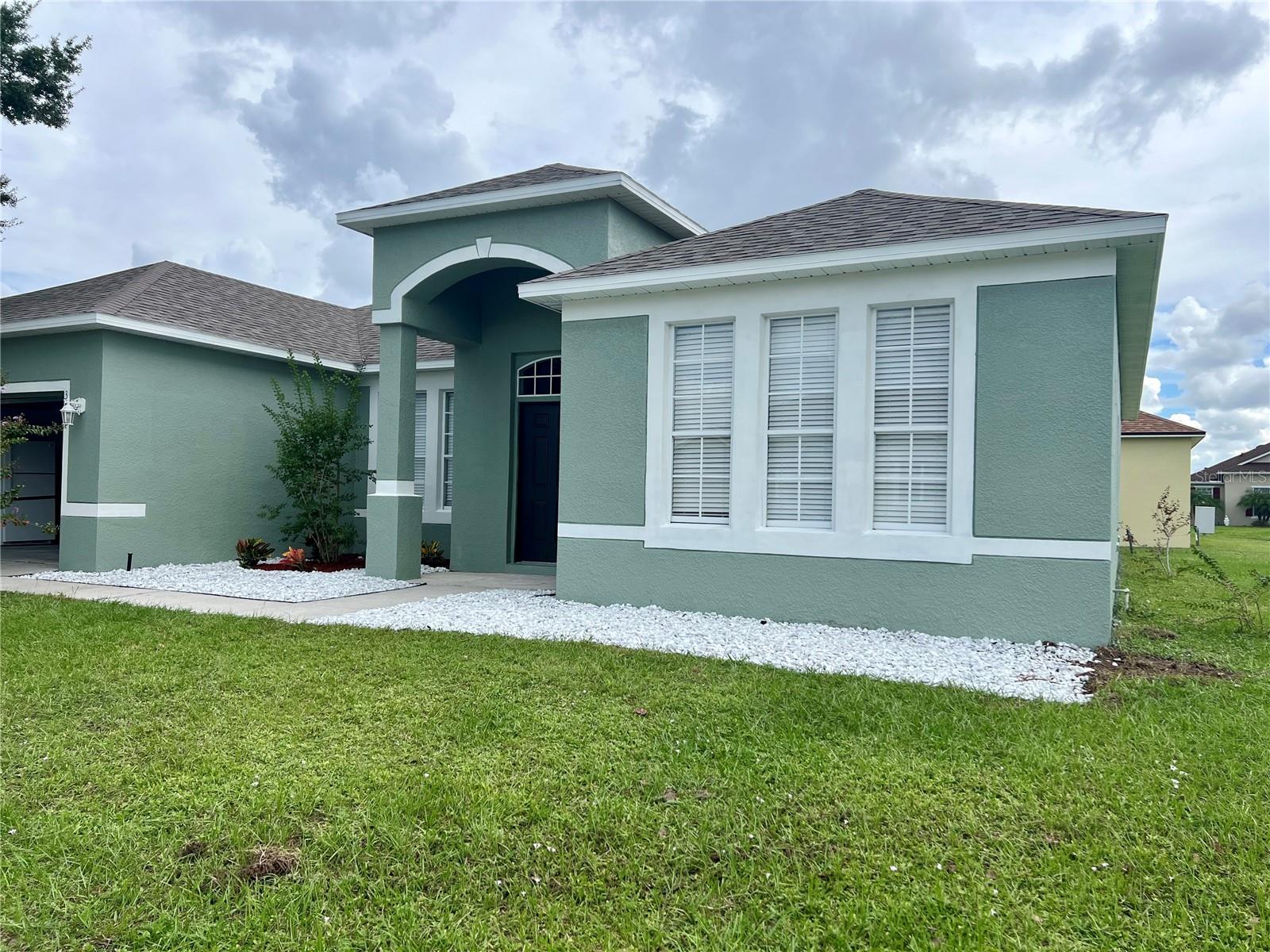 Image 4 of 29 For 3837 Wood Thrush Drive