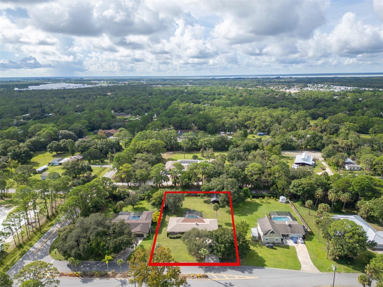 Image 16 of 57 For 5011 Dalehurst Drive