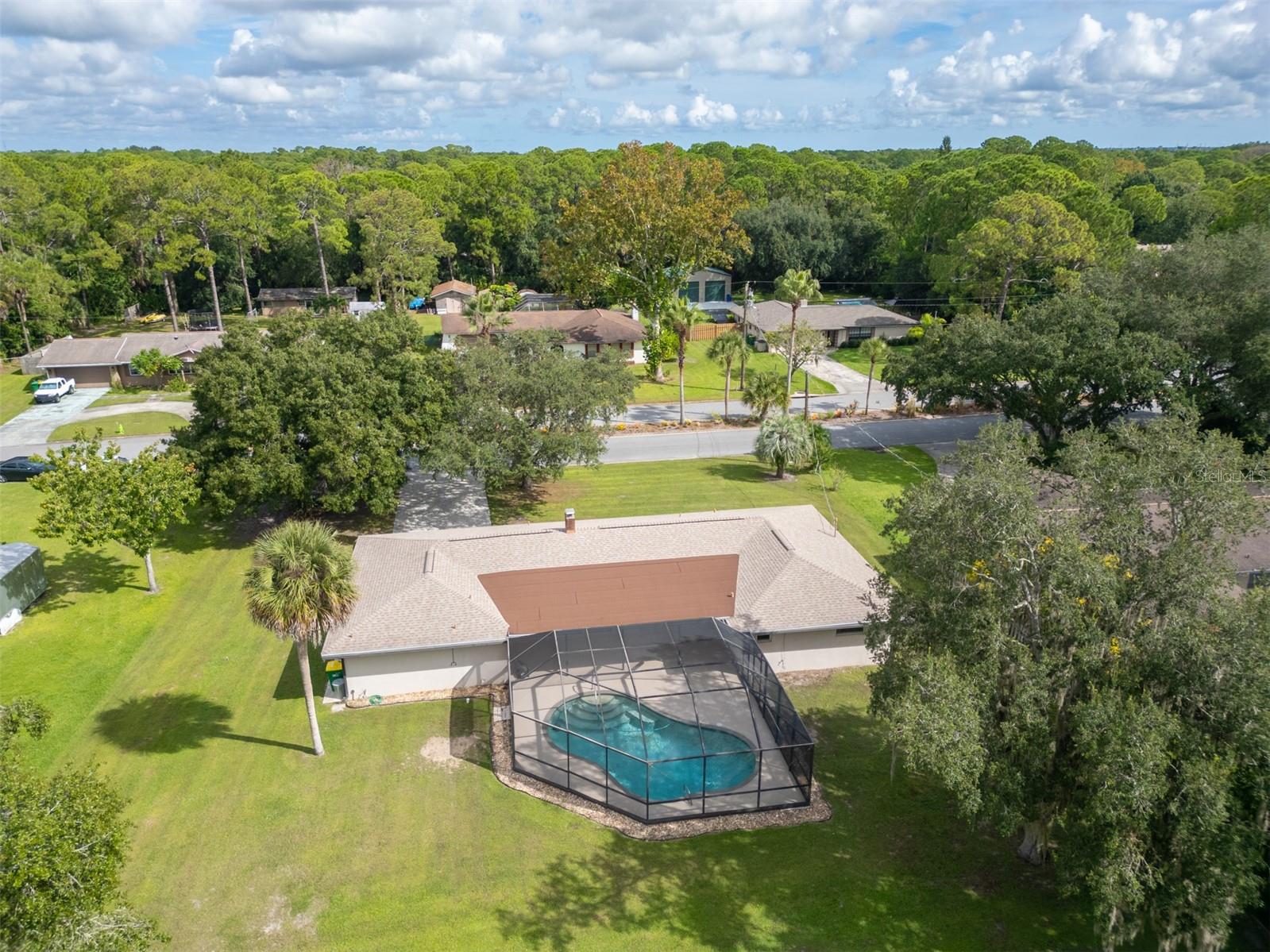Image 18 of 57 For 5011 Dalehurst Drive