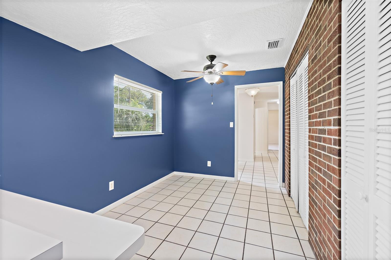 Image 22 of 57 For 5011 Dalehurst Drive