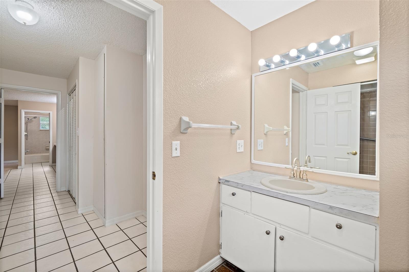 Image 29 of 57 For 5011 Dalehurst Drive
