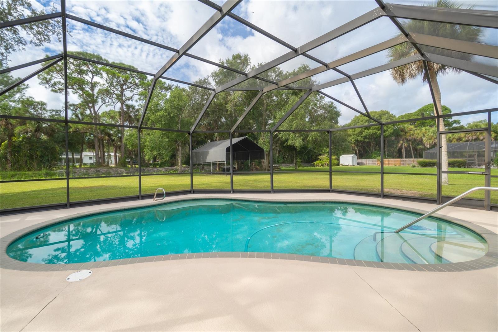 Image 3 of 57 For 5011 Dalehurst Drive