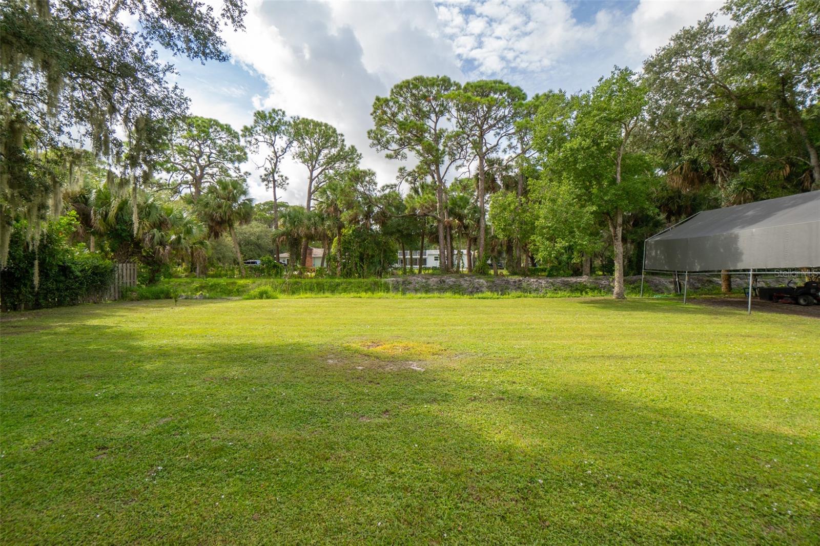 Image 42 of 57 For 5011 Dalehurst Drive