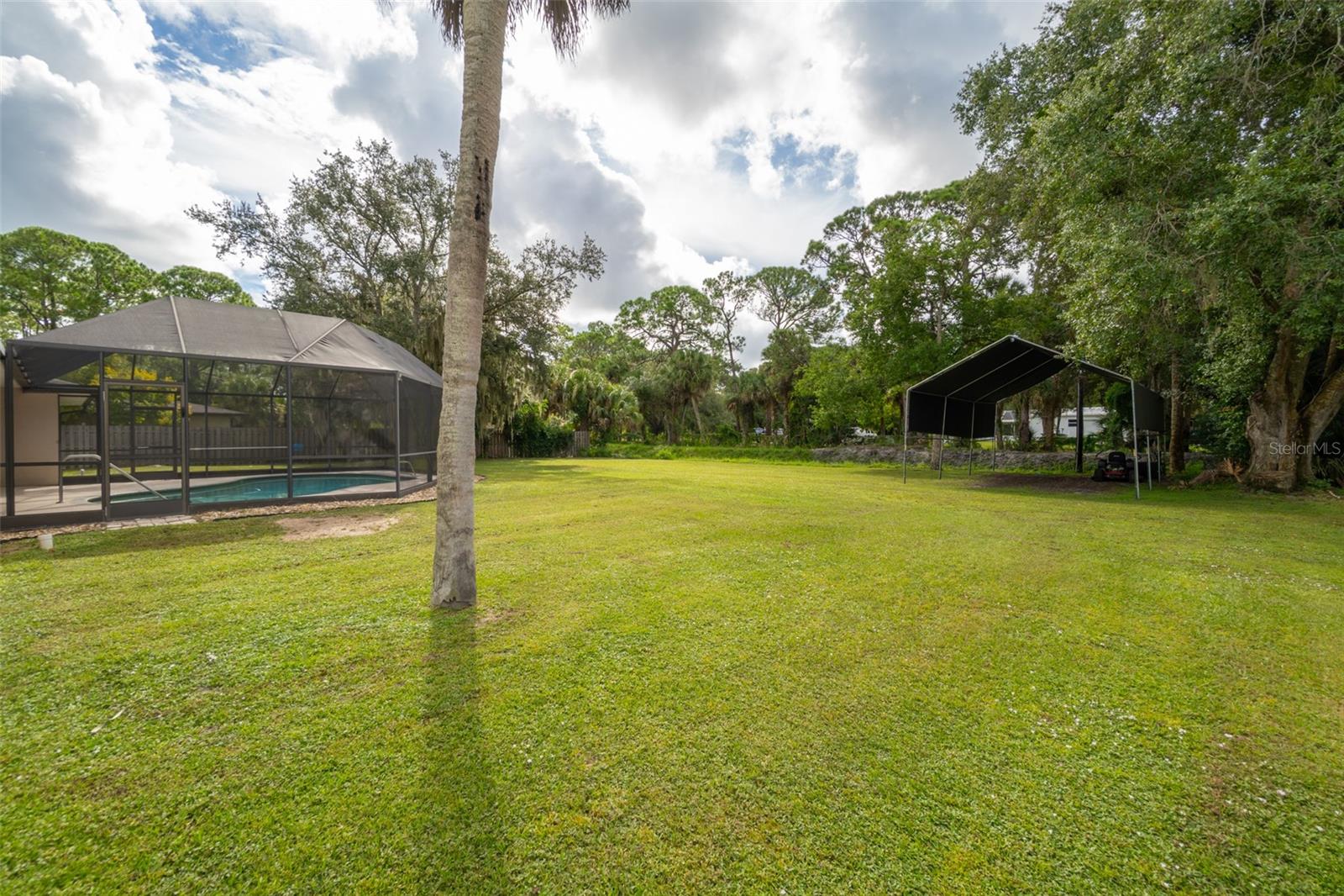 Image 43 of 57 For 5011 Dalehurst Drive
