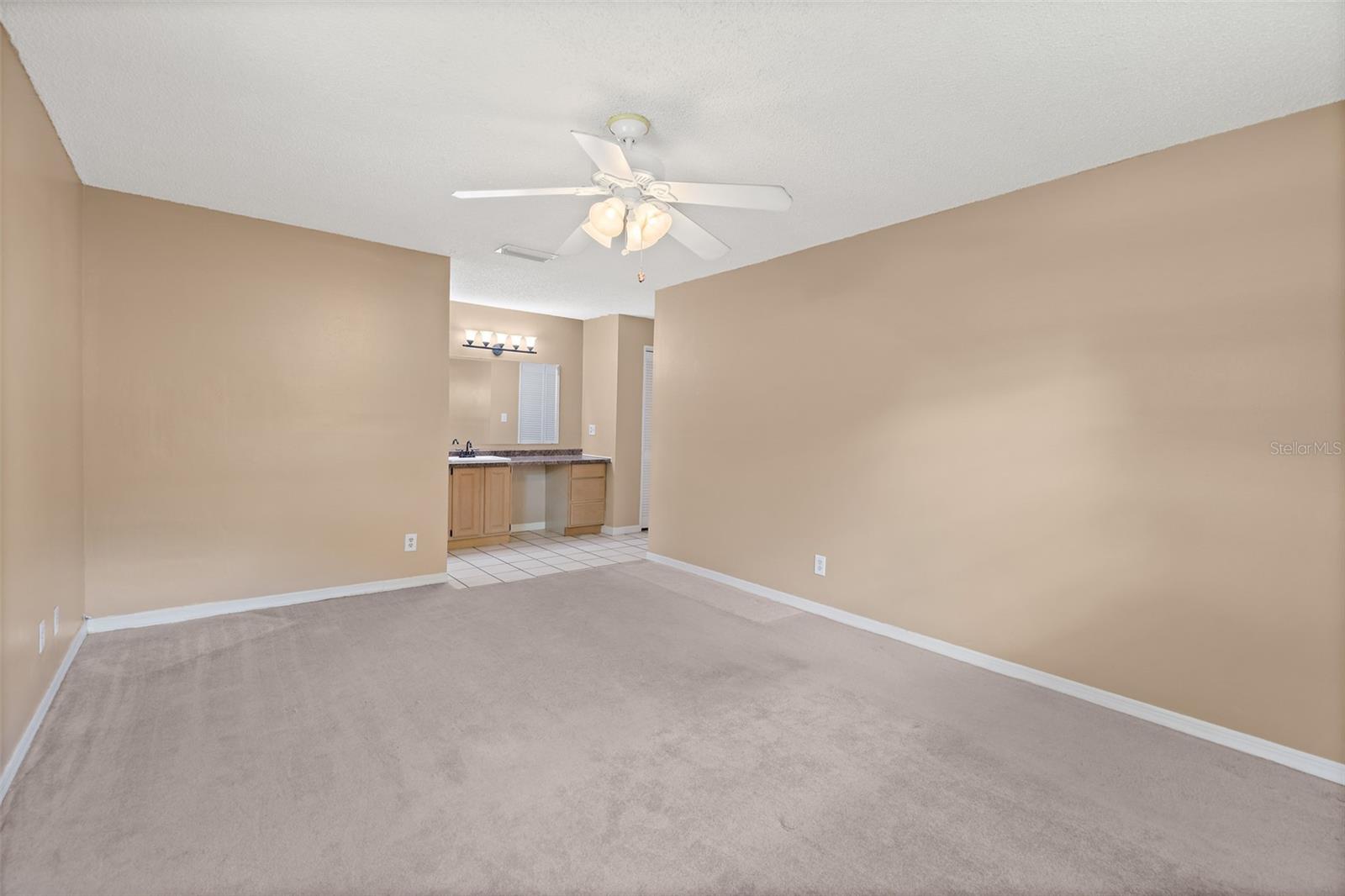 Image 8 of 57 For 5011 Dalehurst Drive
