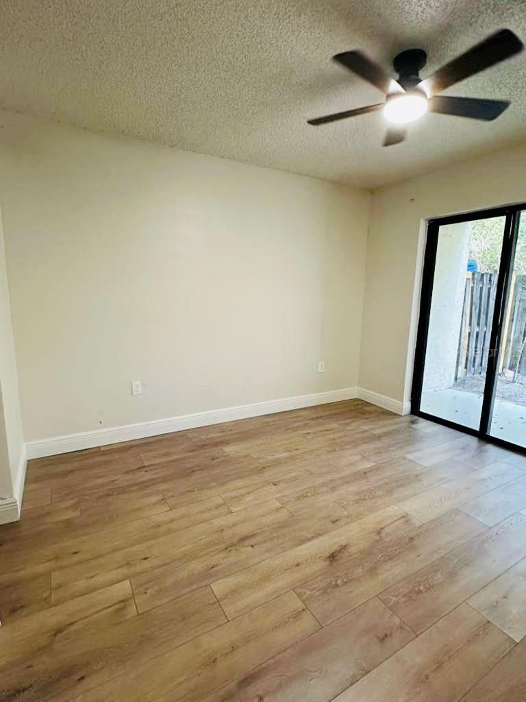 Image 23 of 41 For 2654 Crown Court 2654