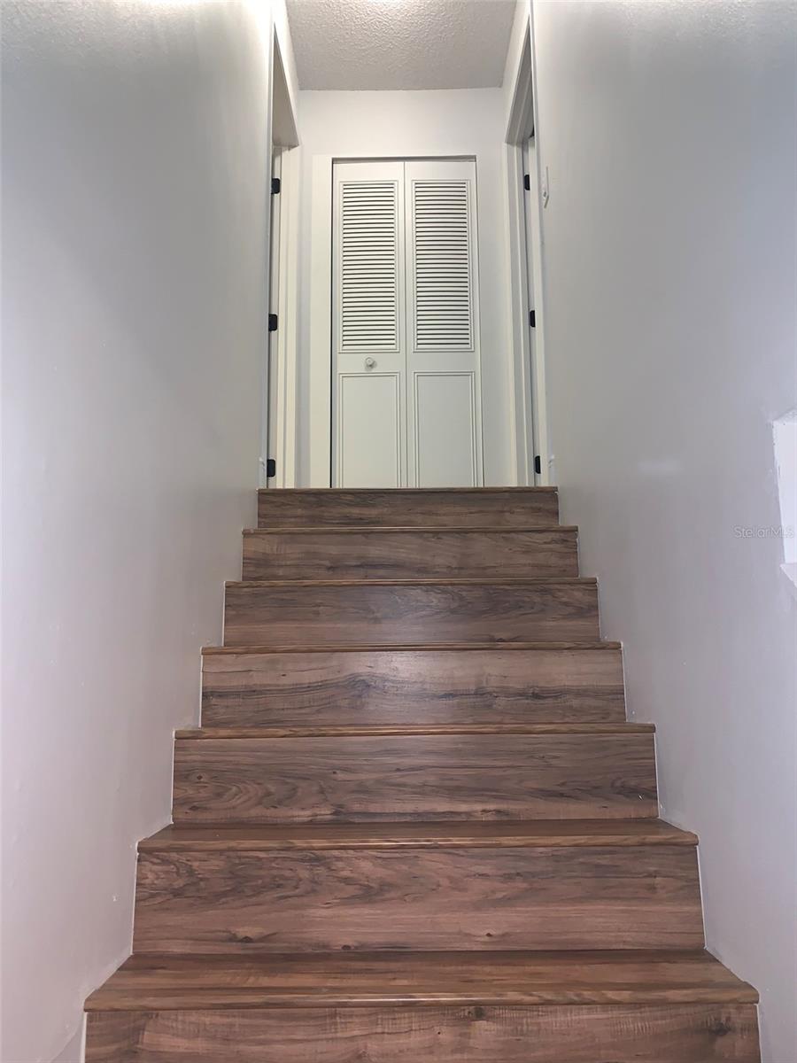 Image 34 of 41 For 2654 Crown Court 2654