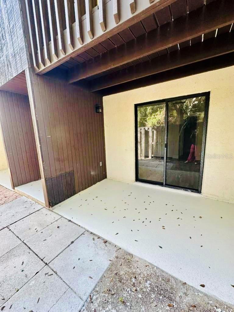 Image 5 of 41 For 2654 Crown Court 2654