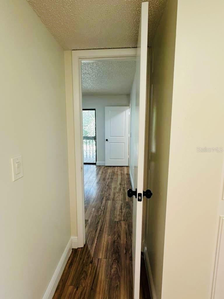 Image 7 of 41 For 2654 Crown Court 2654