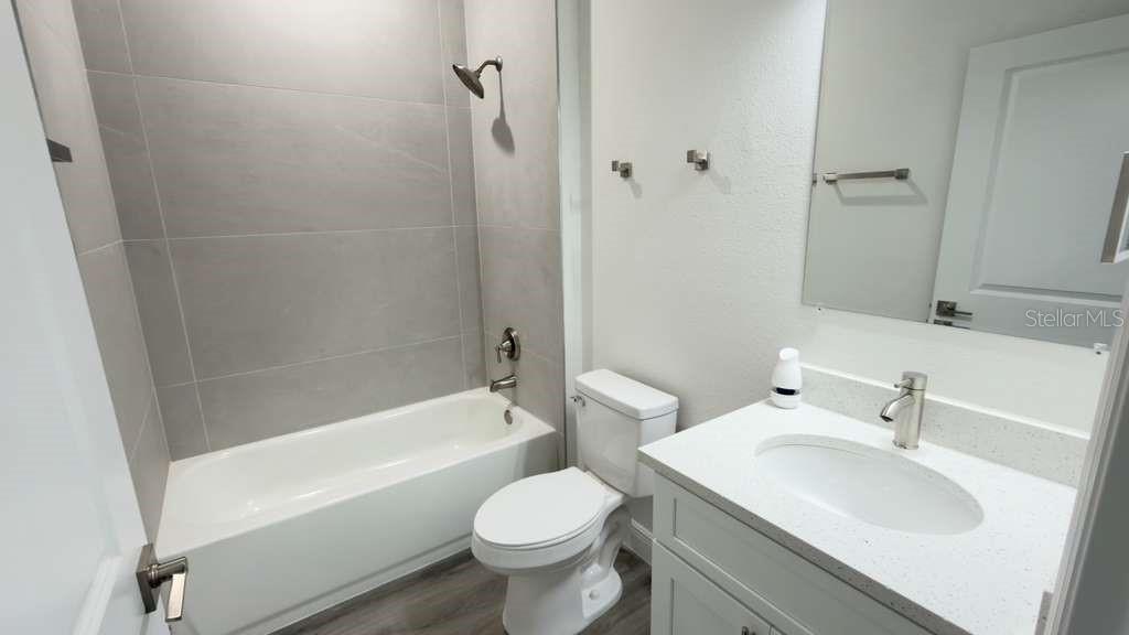 Listing photo id 9 for 2674 Pintado Drive