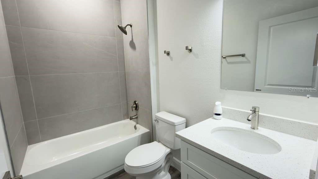 Listing photo id 10 for 2674 Pintado Drive