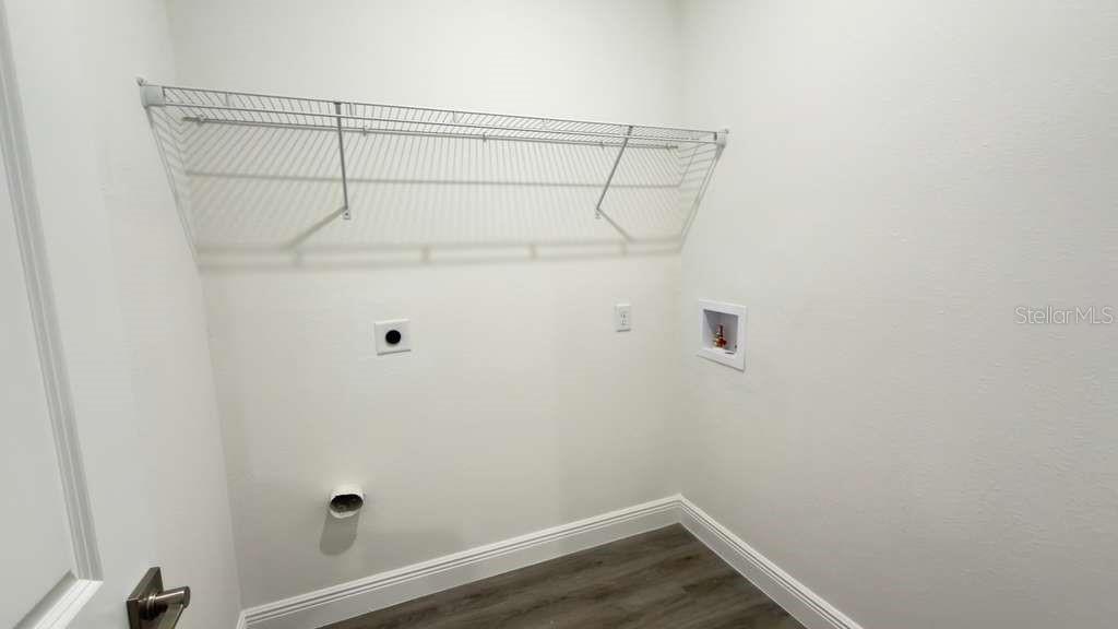 Listing photo id 13 for 2674 Pintado Drive