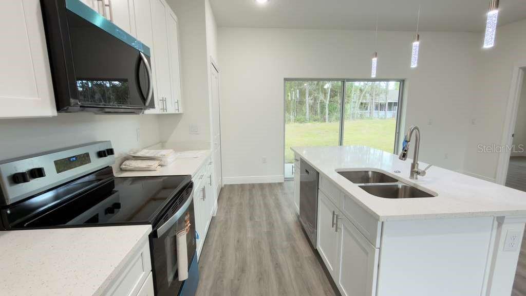 Listing photo id 5 for 2674 Pintado Drive