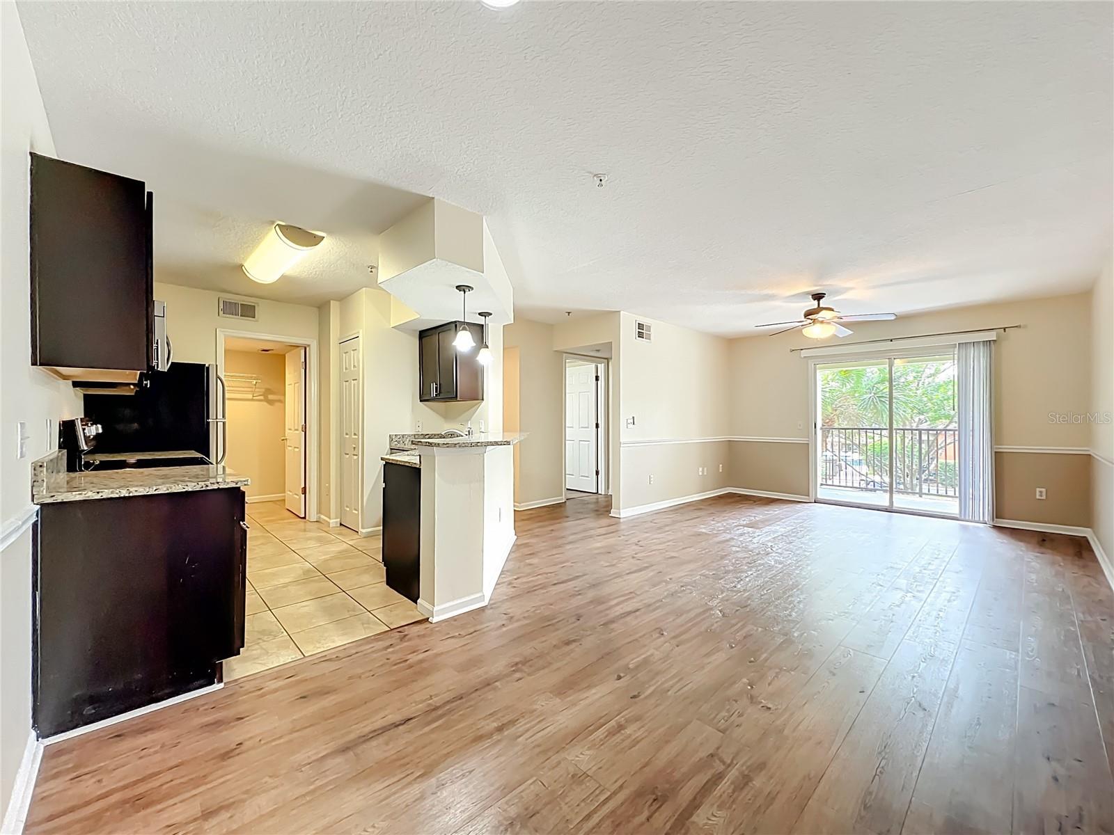 Image 11 of 34 For 713 Crest Pines Drive 225