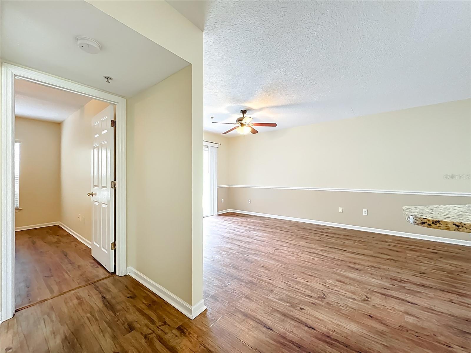 Image 5 of 34 For 713 Crest Pines Drive 225