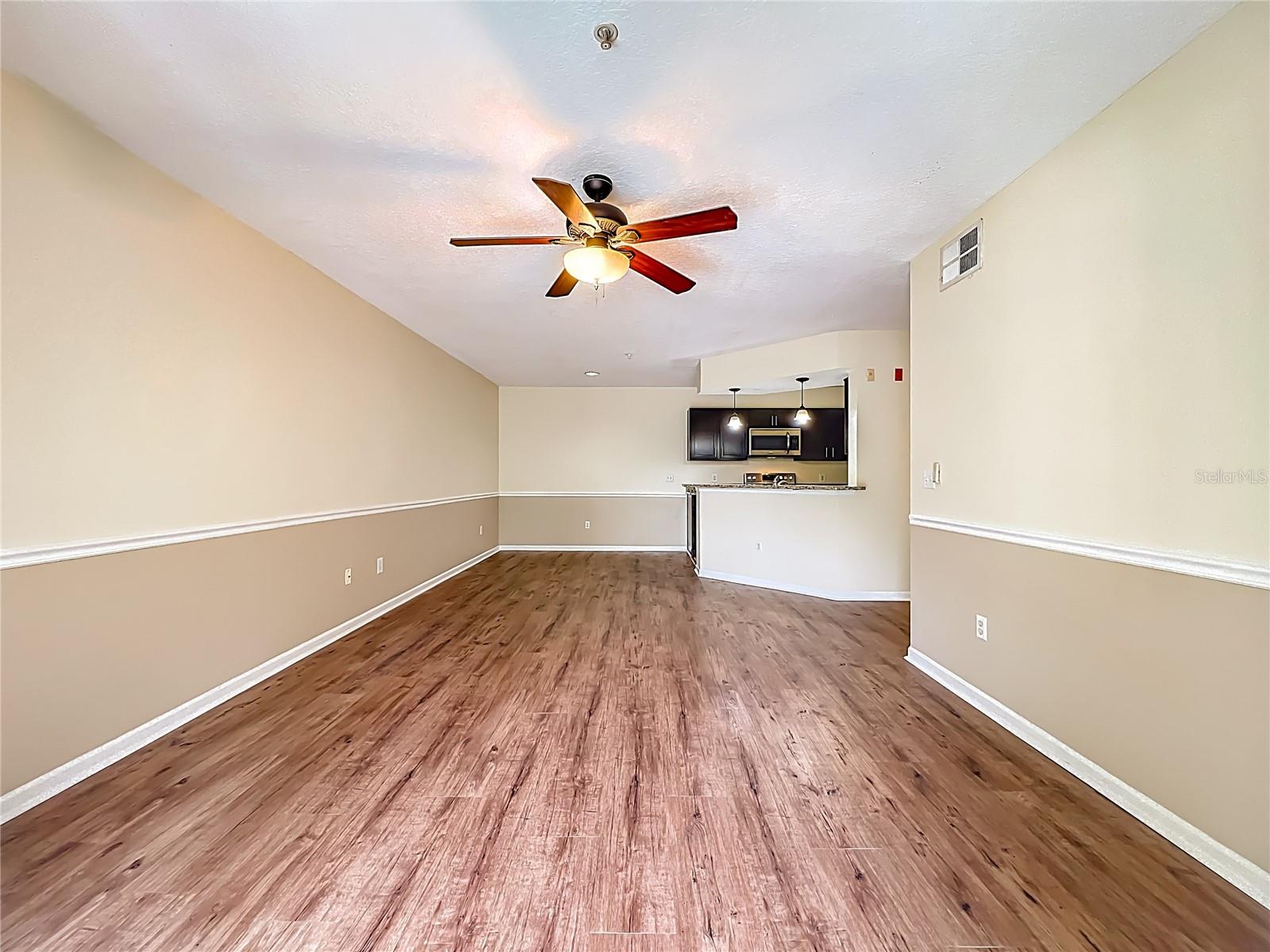 Image 8 of 34 For 713 Crest Pines Drive 225