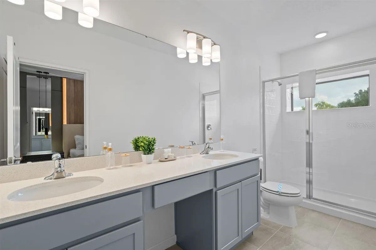 Image 30 of 47 For 10317 Ebb Tide Ln