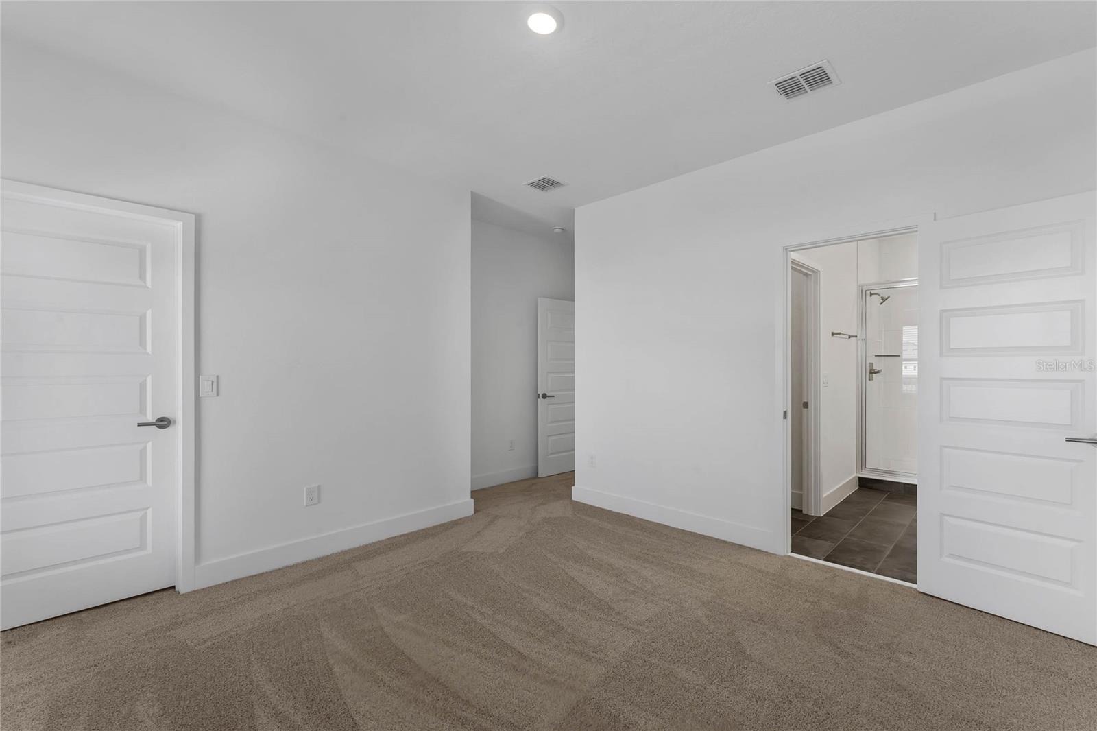 Image 13 of 52 For 15209 Summer Harvest Street