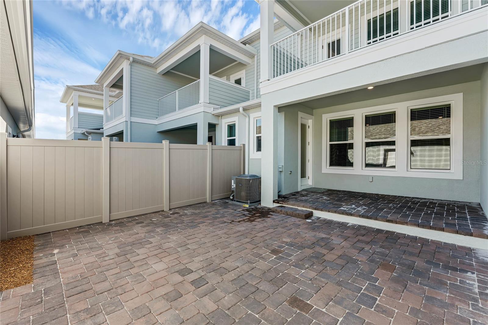 Image 21 of 52 For 15209 Summer Harvest Street