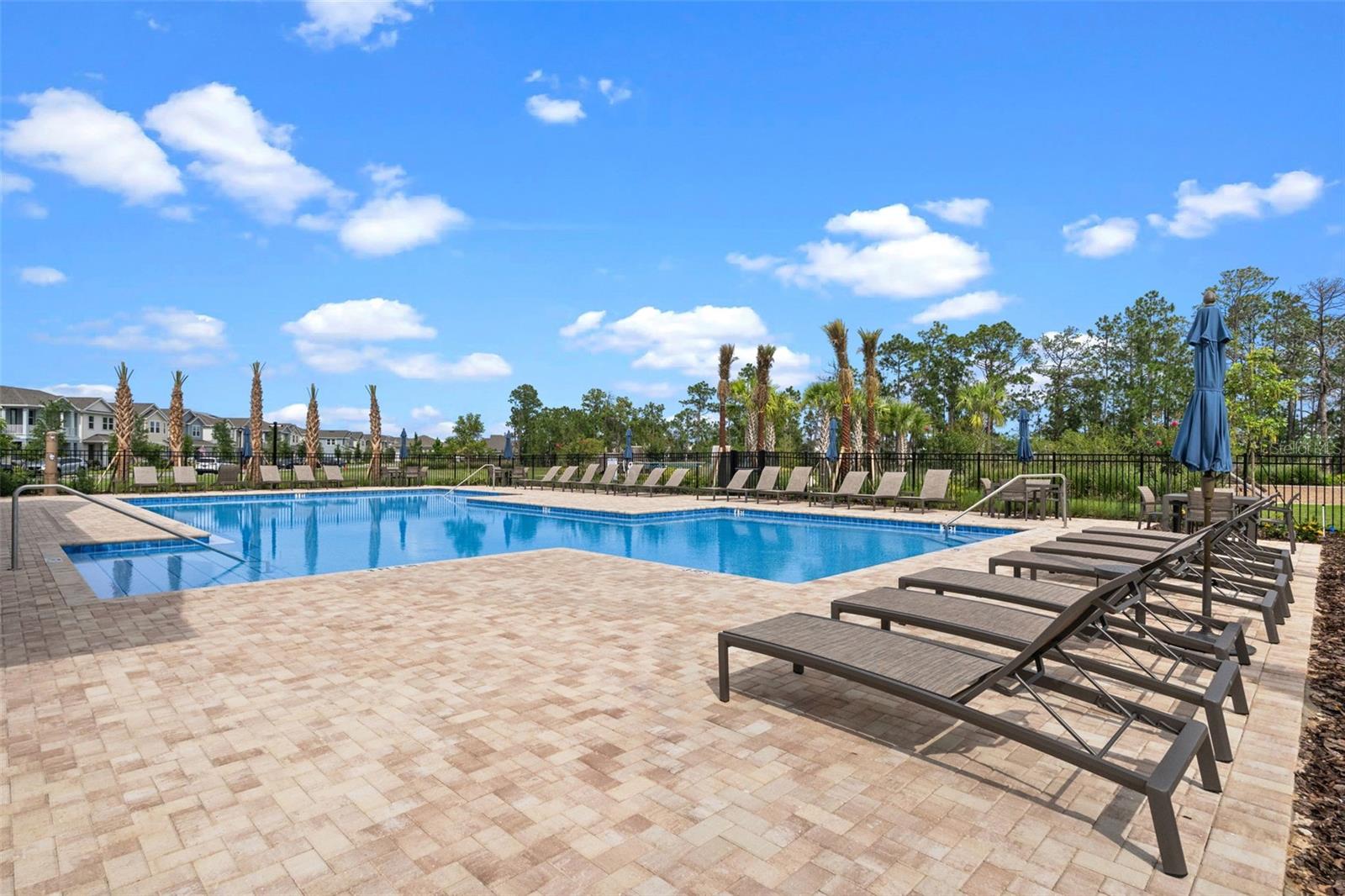 Image 32 of 52 For 15209 Summer Harvest Street