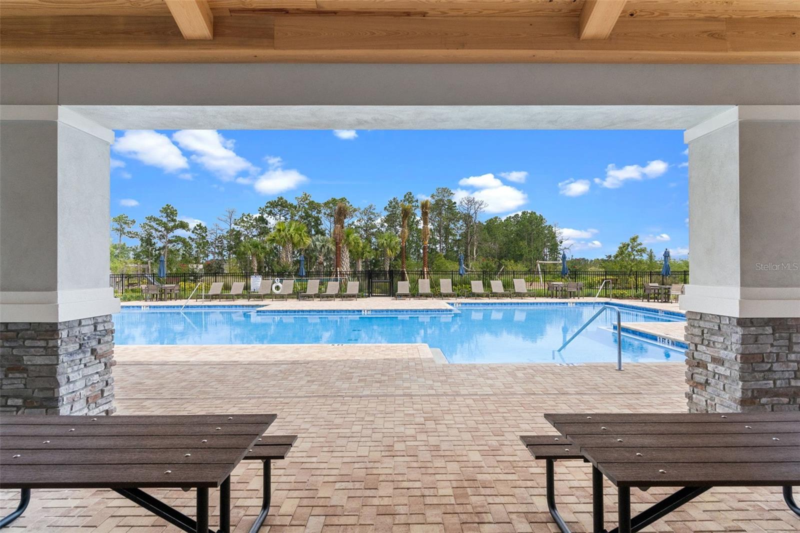 Image 33 of 52 For 15209 Summer Harvest Street