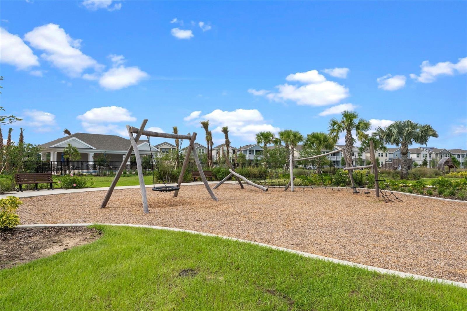 Image 39 of 52 For 15209 Summer Harvest Street