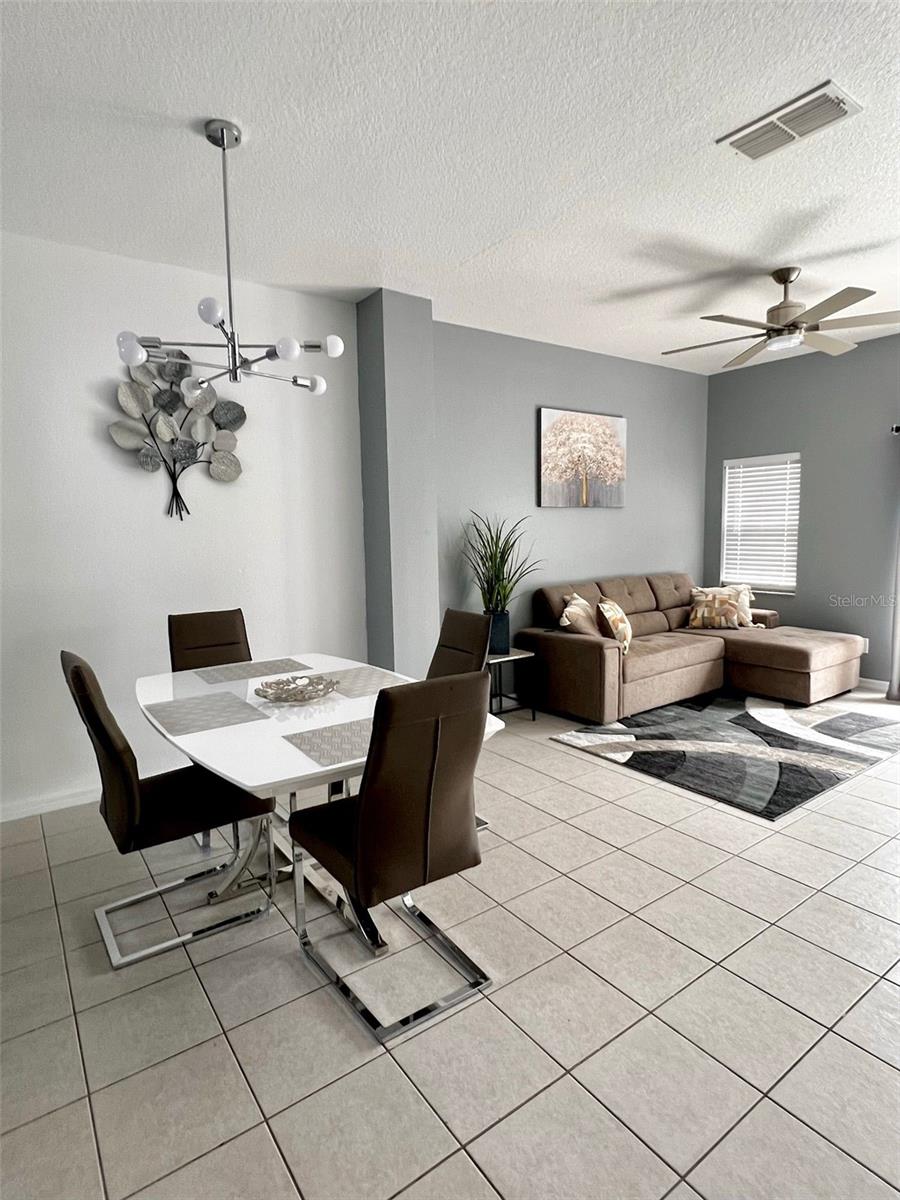 Image 4 of 23 For 3008 White Orchid Road