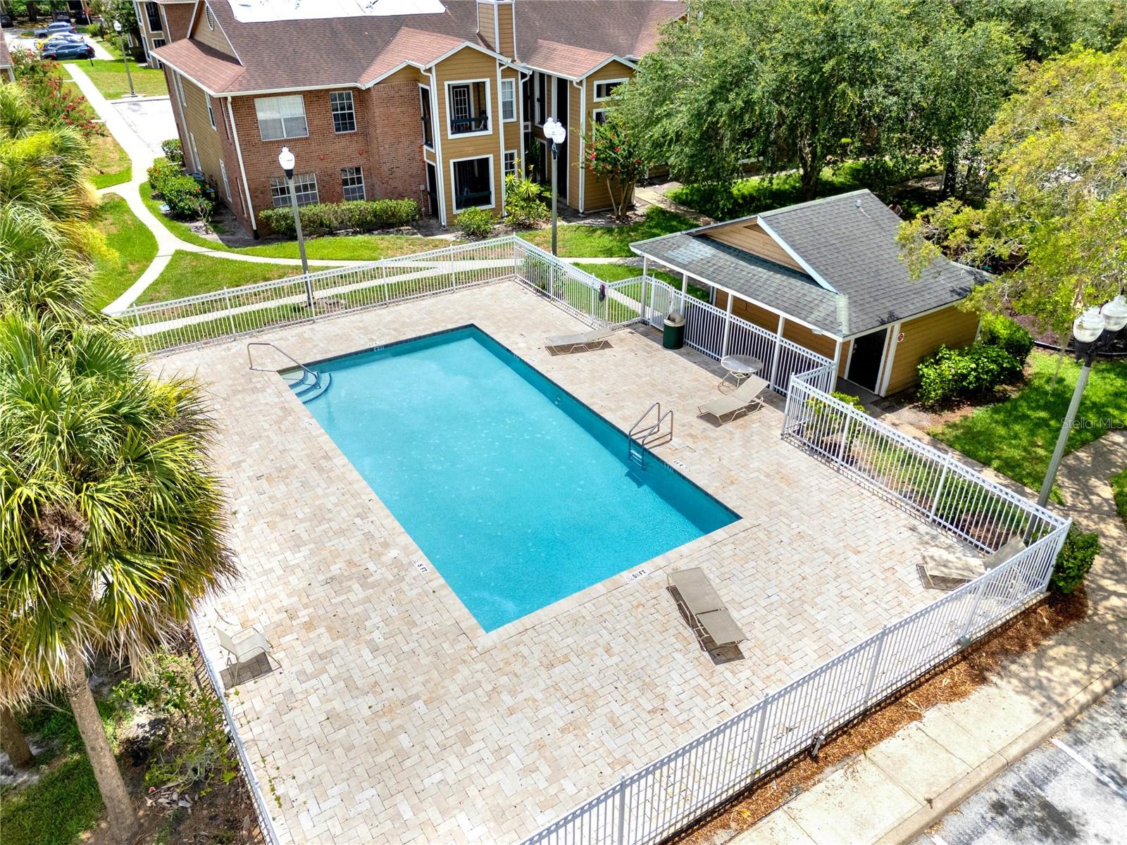 Image 28 of 35 For 5545 Devonbriar Way I201
