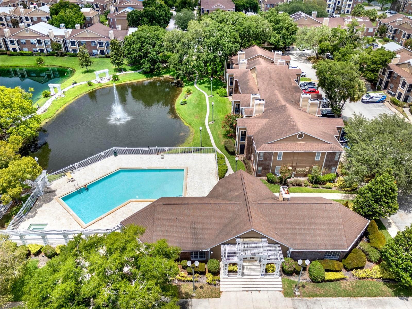 Image 29 of 35 For 5545 Devonbriar Way I201