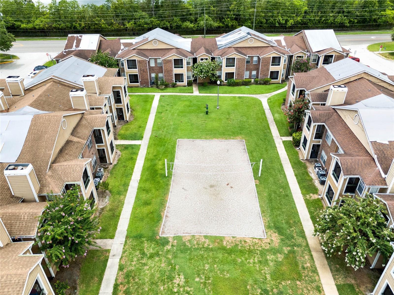 Image 32 of 35 For 5545 Devonbriar Way I201