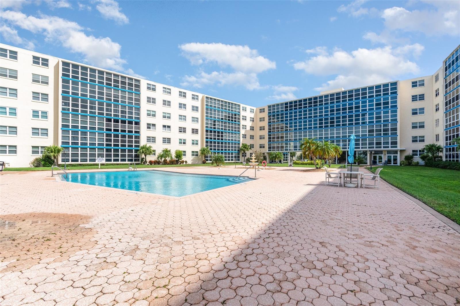 Image 20 of 25 For 1224 Peninsula Drive 511