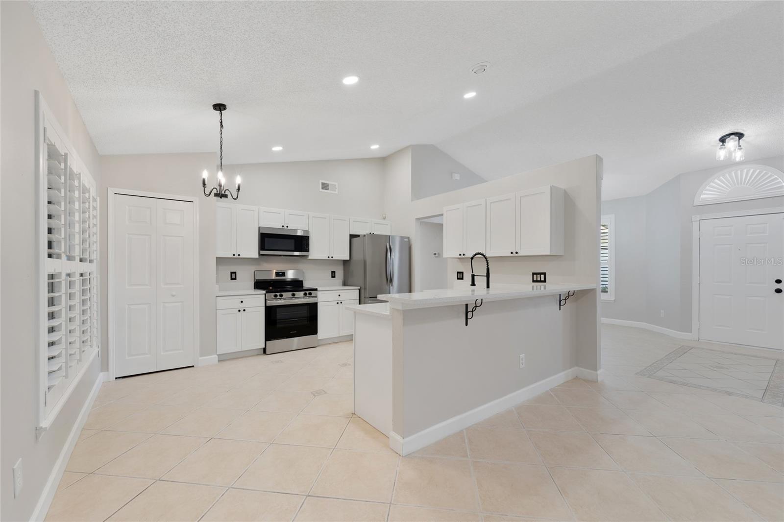 Image 7 of 29 For 2546 Alclobe Circle