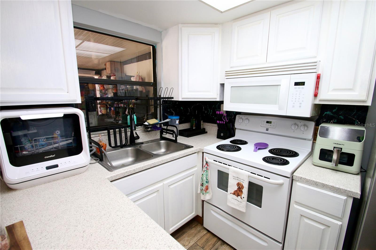 Image 14 of 42 For 1015 Egret Court