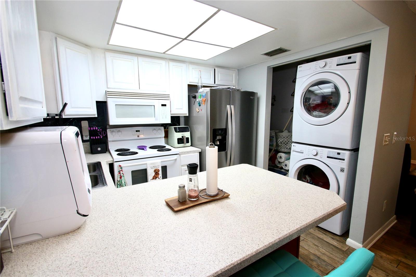 Image 15 of 42 For 1015 Egret Court