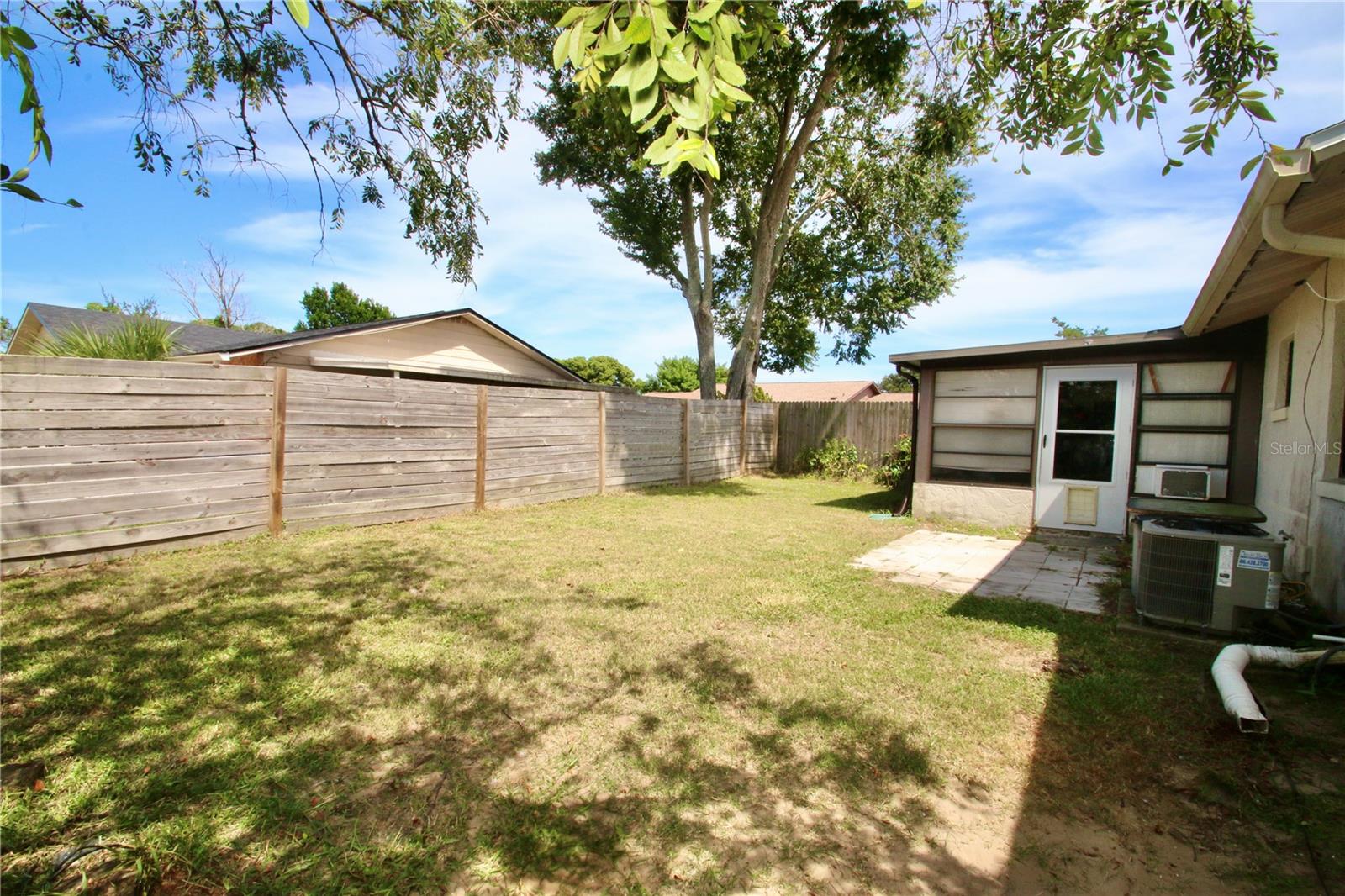 Image 25 of 42 For 1015 Egret Court