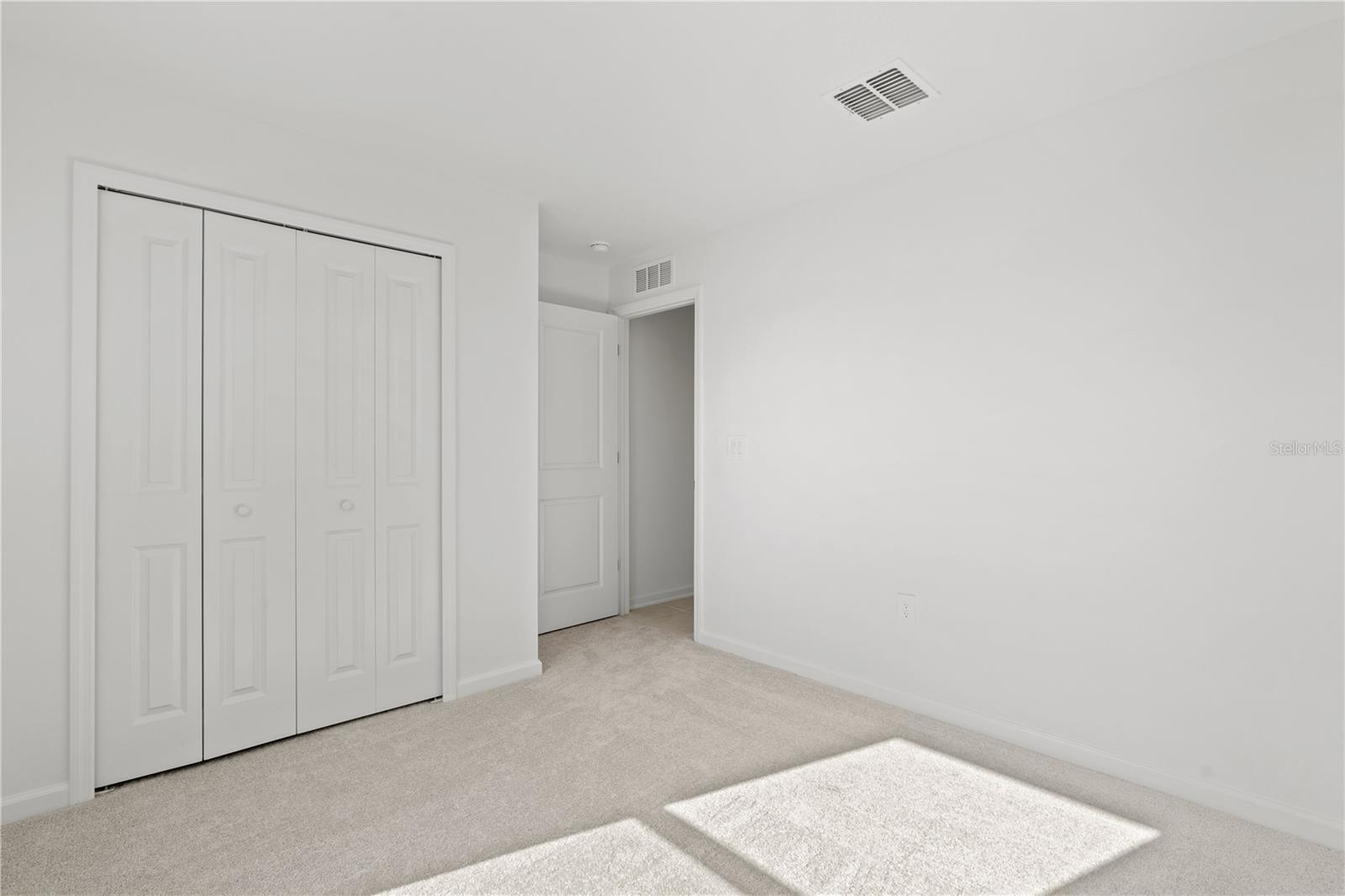 Image 7 of 24 For 4838 Yellow Elder Way