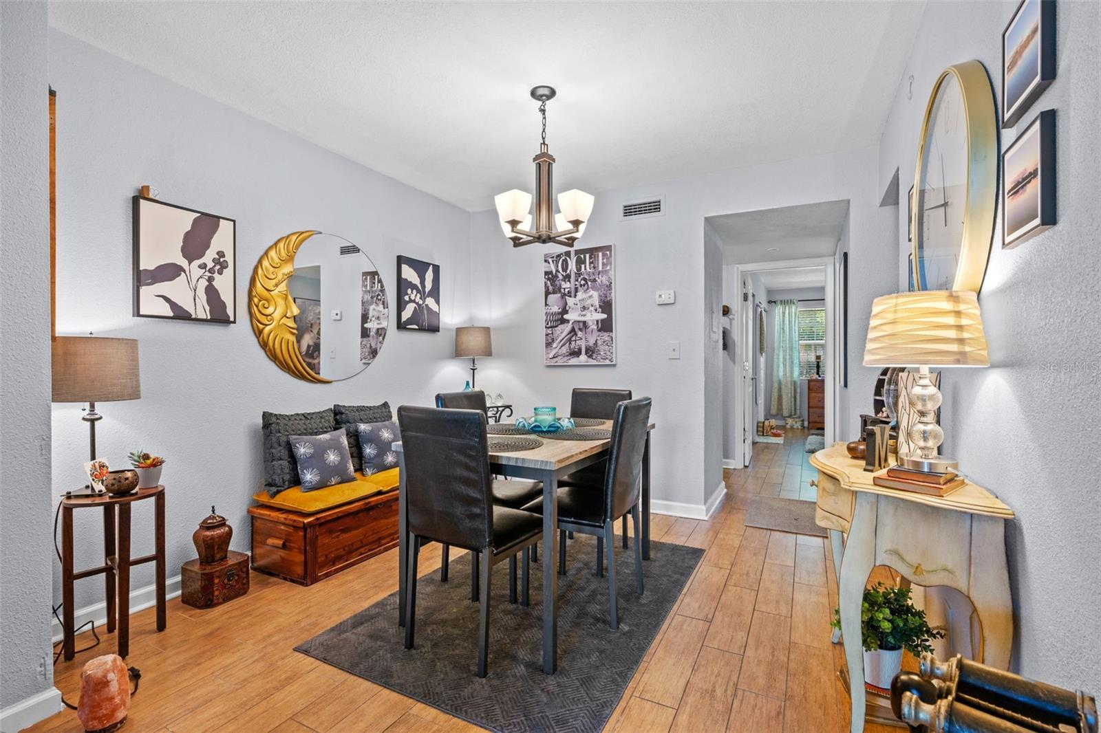 Image 16 of 42 For 754 Michigan Street 183