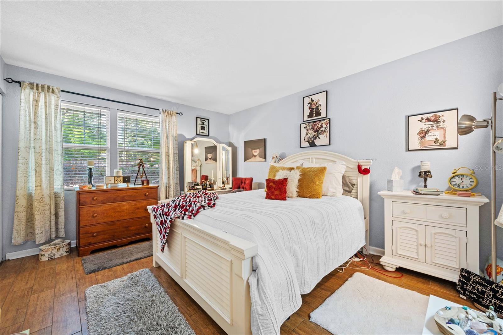 Image 22 of 42 For 754 Michigan Street 183