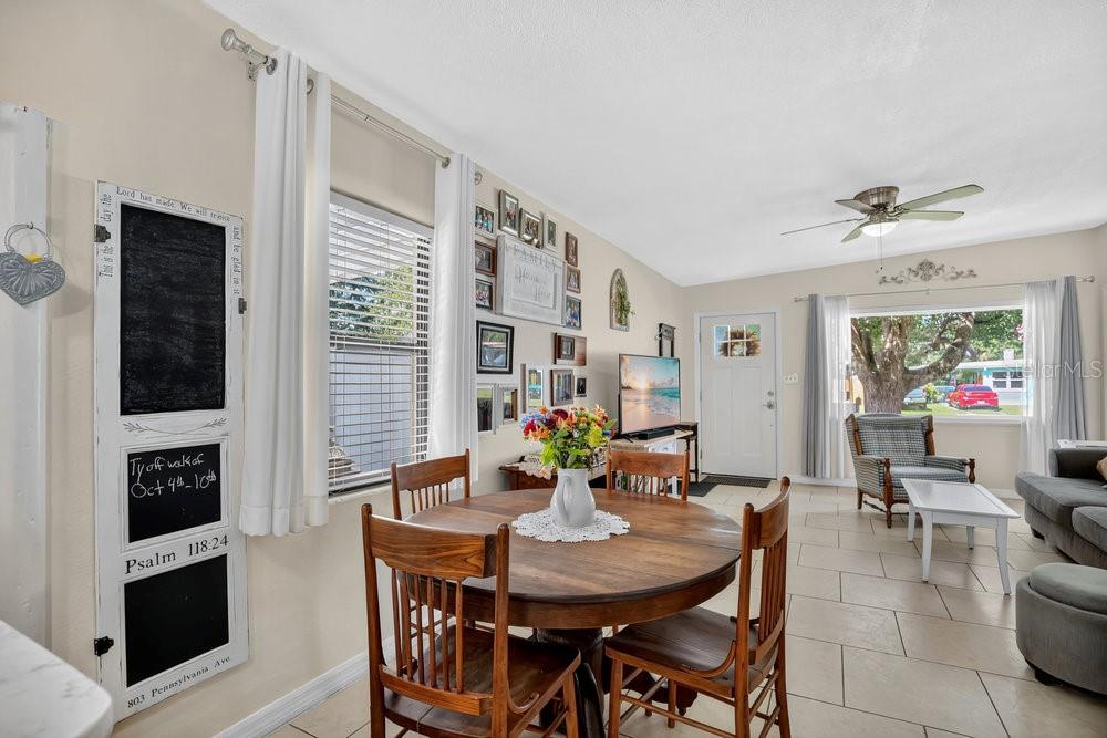 Image 9 of 43 For 11600 Bacon Street