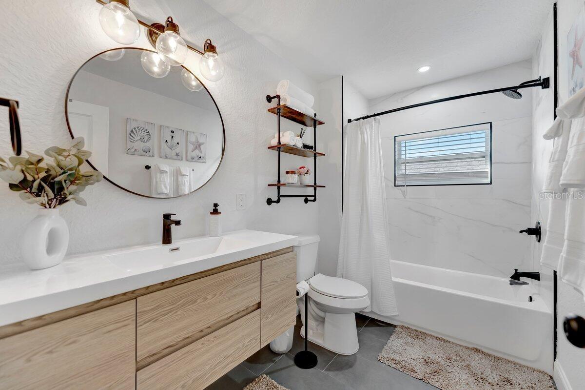 Image 14 of 33 For 2925 24th Street N