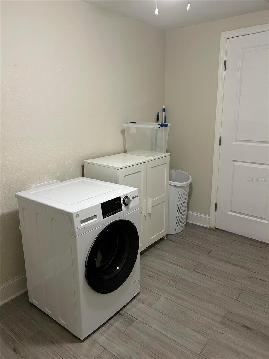 Image 18 of 18 For 4611 Fig Street 204