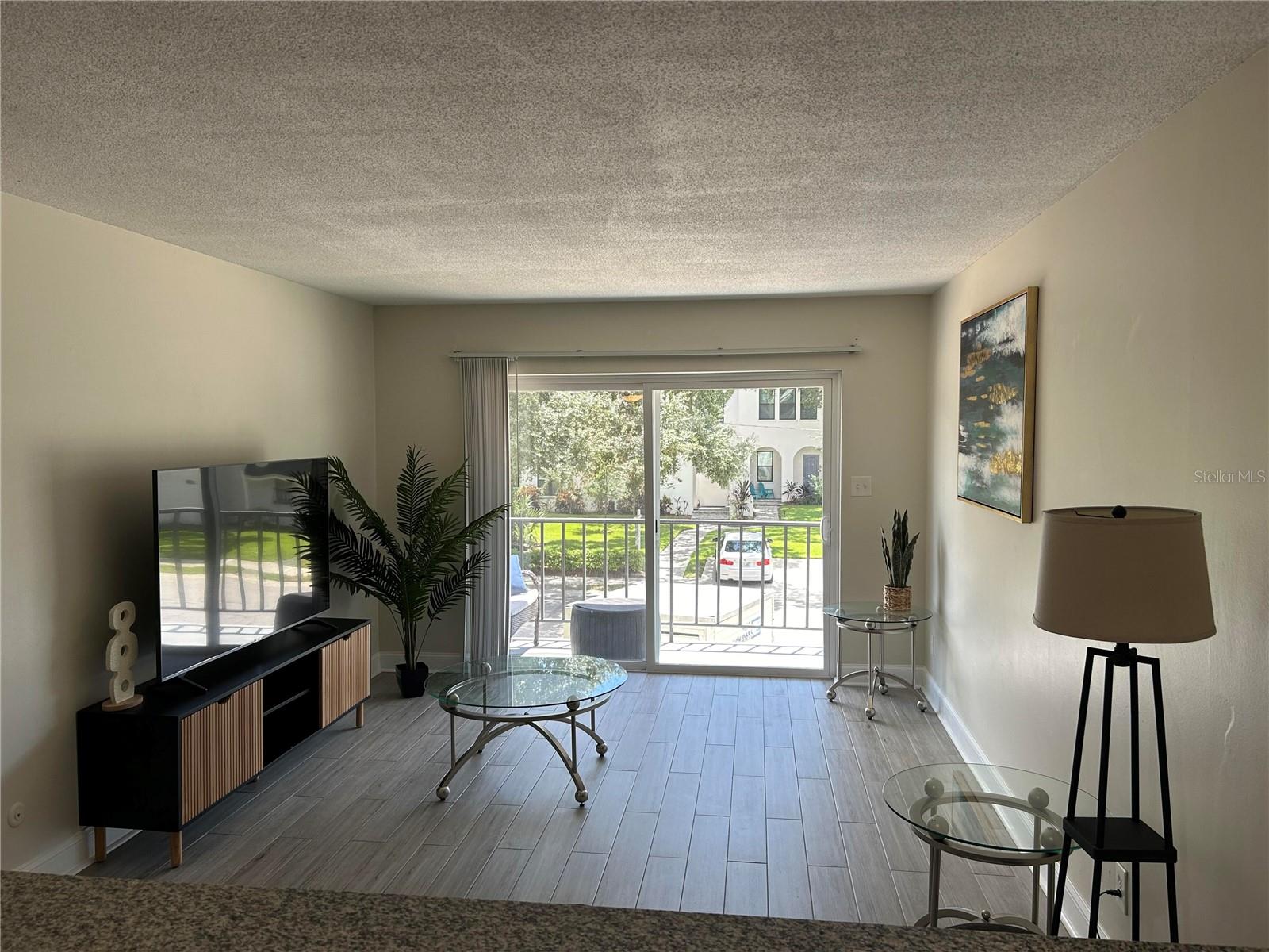 Image 2 of 9 For 4611 Fig Street 204