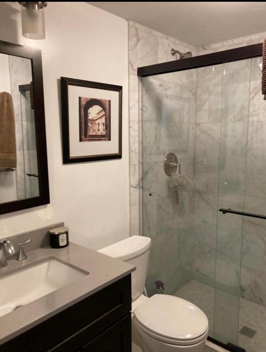 Image 7 of 9 For 4611 Fig Street 204