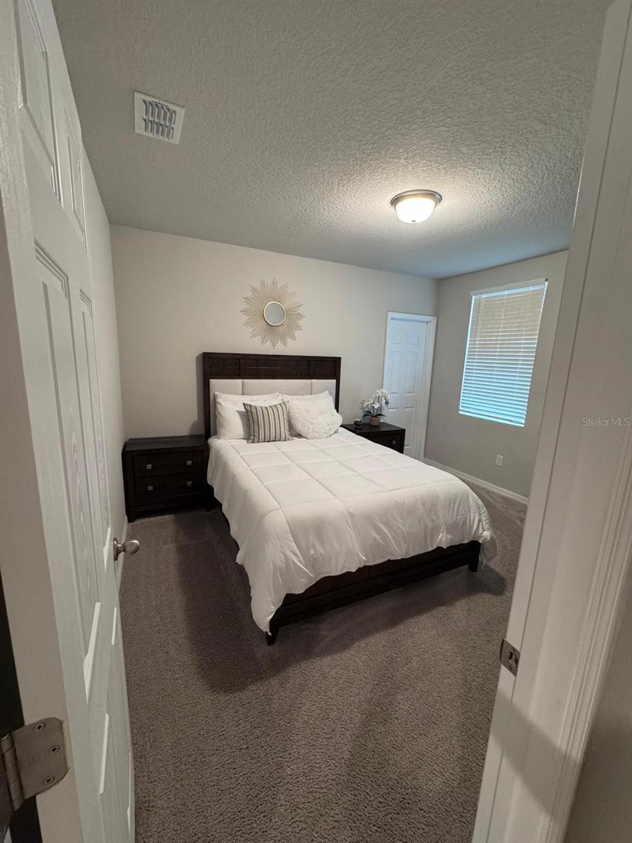 Image 15 of 44 For 1424 Saguaro Street