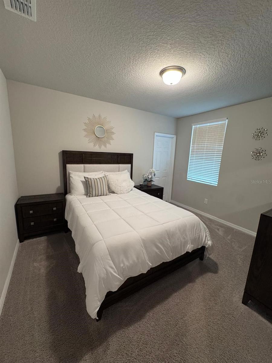 Image 18 of 44 For 1424 Saguaro Street