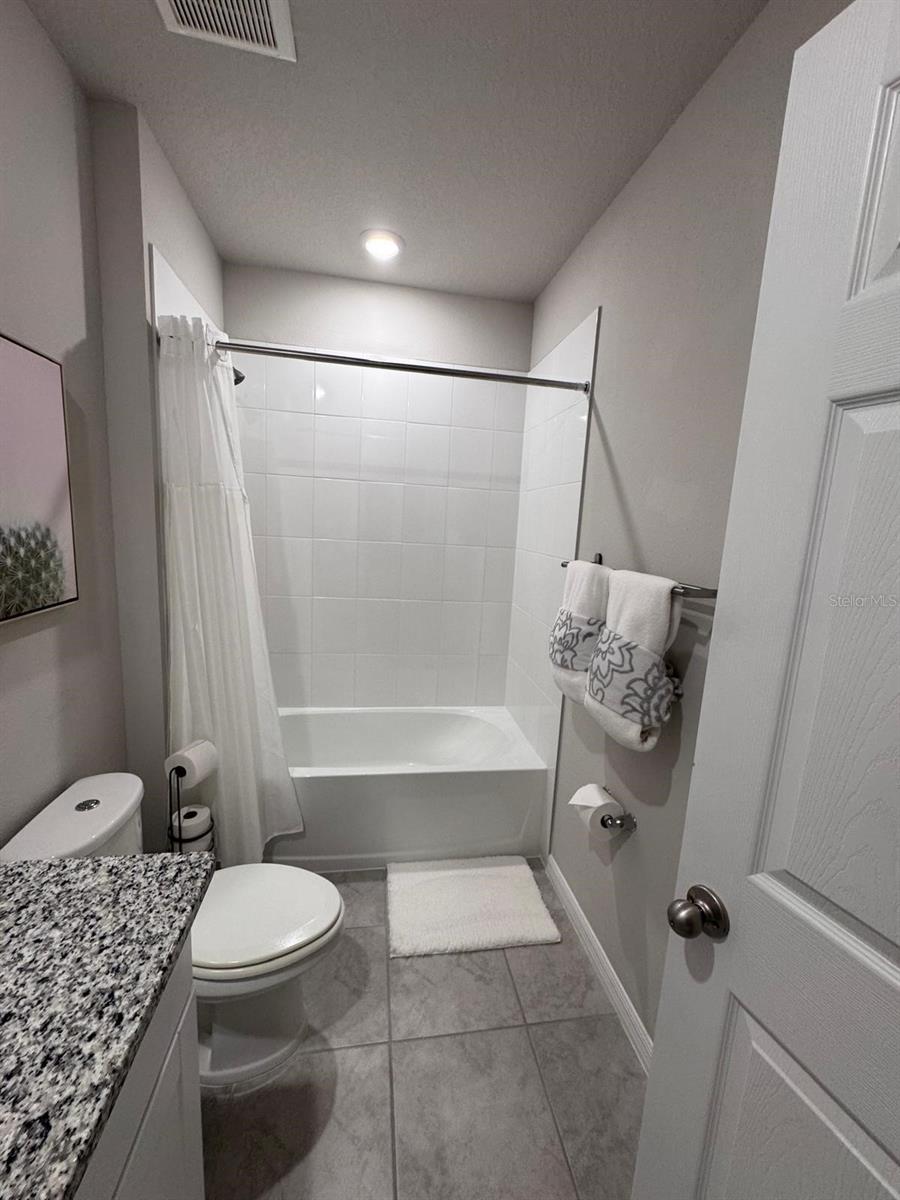 Image 23 of 44 For 1424 Saguaro Street