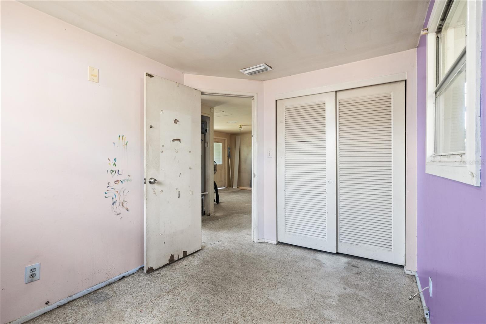 Image 19 of 29 For 11982 106th Street